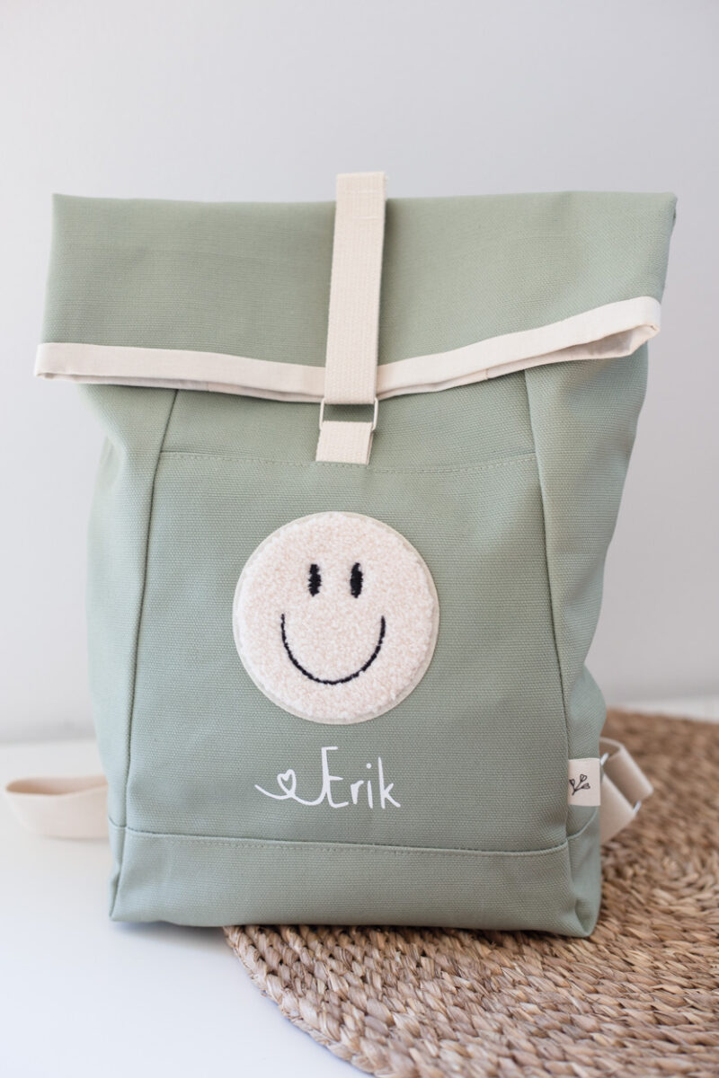 Kinderrucksack Rolltop personalisiert Smiley – Bild 6
