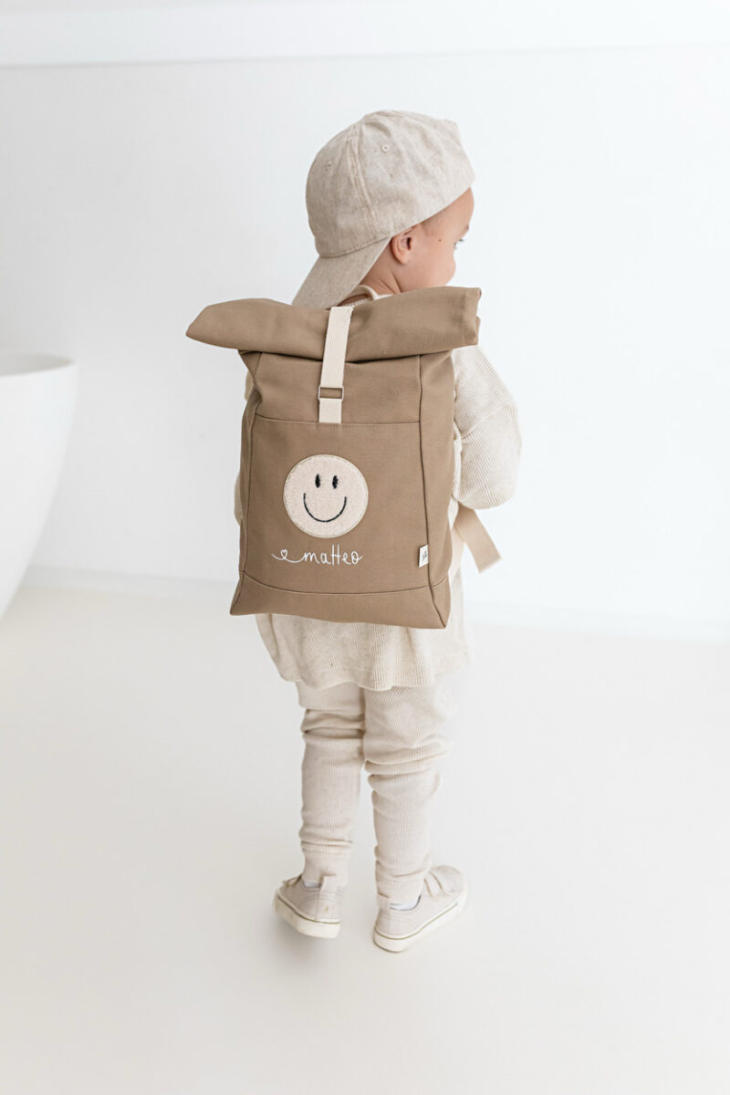 Kinderrucksack Rolltop personalisiert Smiley – Bild 3